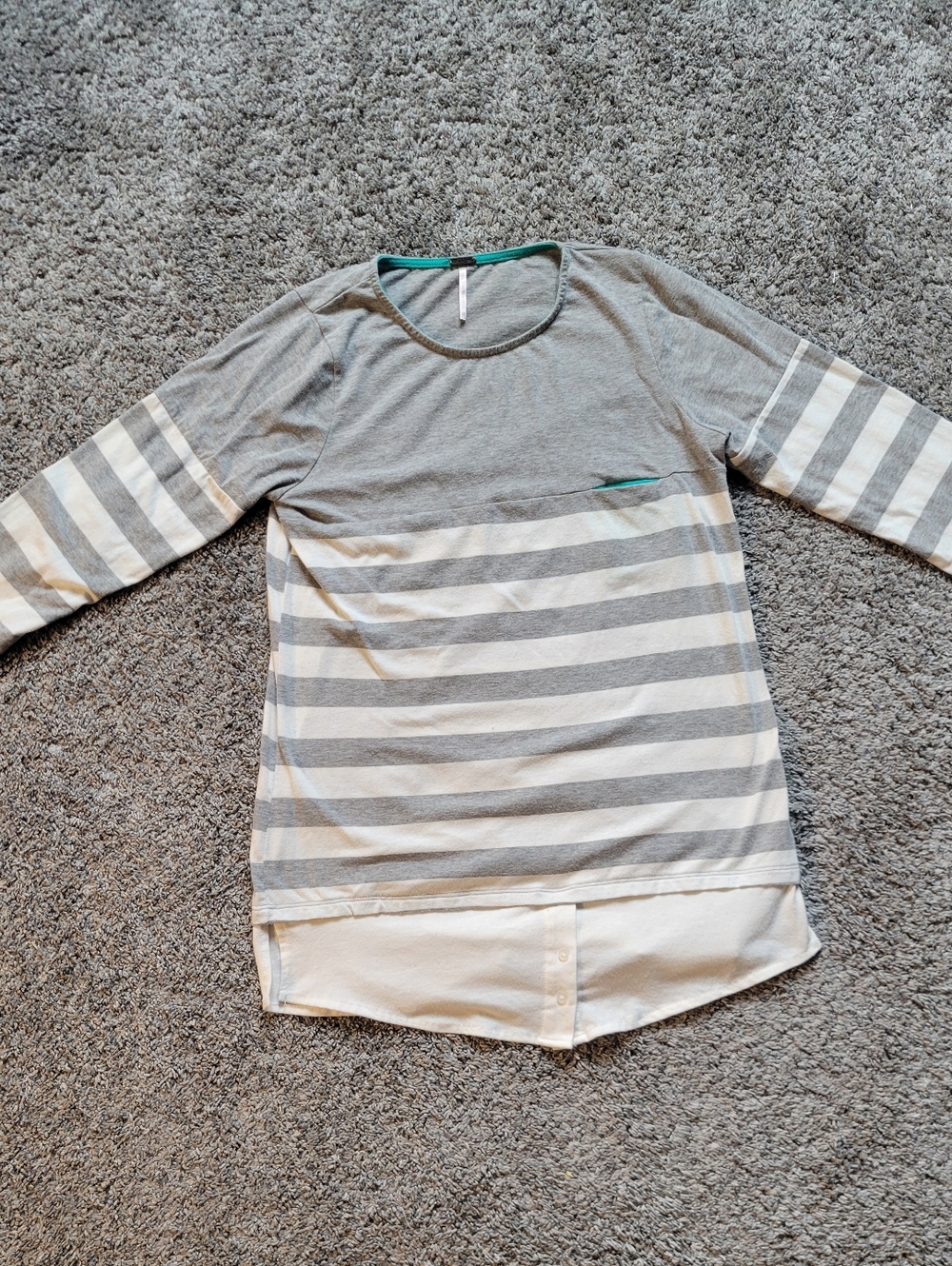 Poof! Gray & White Striped Long Sleeve Layered Hem Top w/ Teal Trim Size Medium